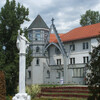 Бывшее здание Университета имени Пазмань в Пилишчаба