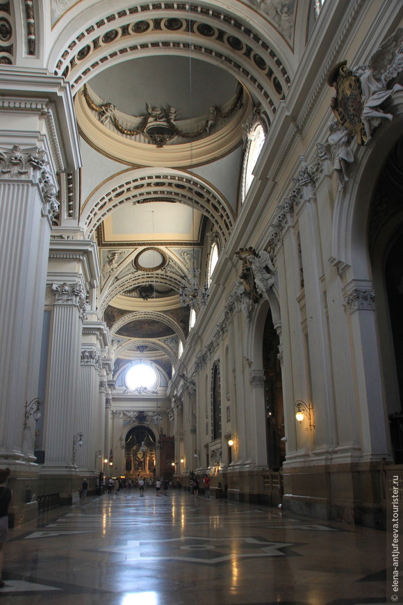 Жемчужина Сарагосы — Basílica de Nuestra Señora del Pilar