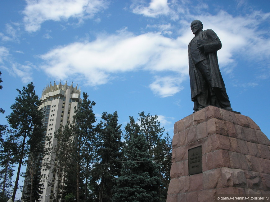 Две столицы Казахстана: южная столица — Алматы