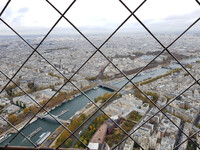 Париж - Виды с Эйфелевой башни (3-й этаж)