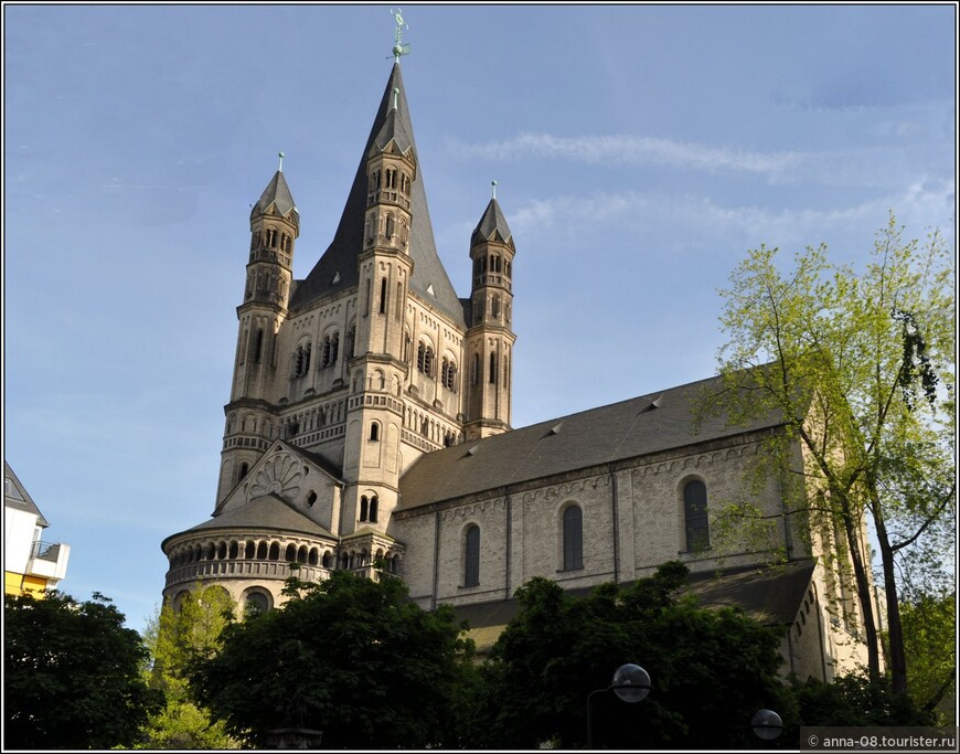 Кёльн — город церквей, памятников и фонтанов