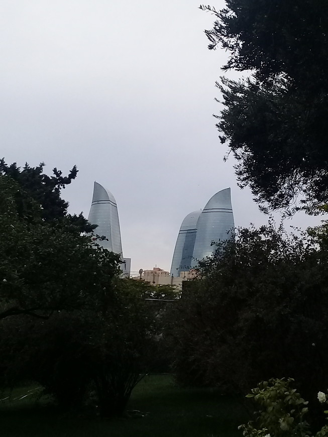 Прекрасный город Баку