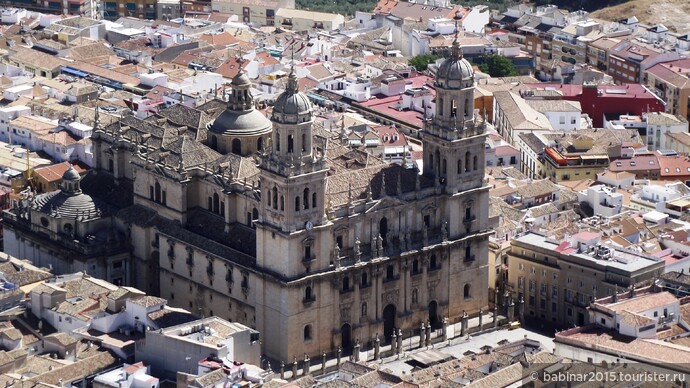 Кафедральный Собор (Catedral de la Asunción) во всей своей красе.
