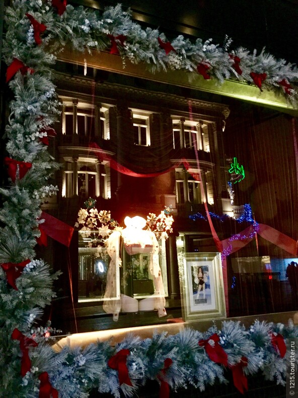Рождественские витрины Лондона