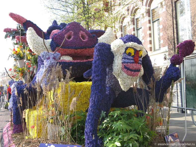 Нидерланды, парад цветов Bloemencorso  в Харлеме, 2011 год (видеозарисовка)