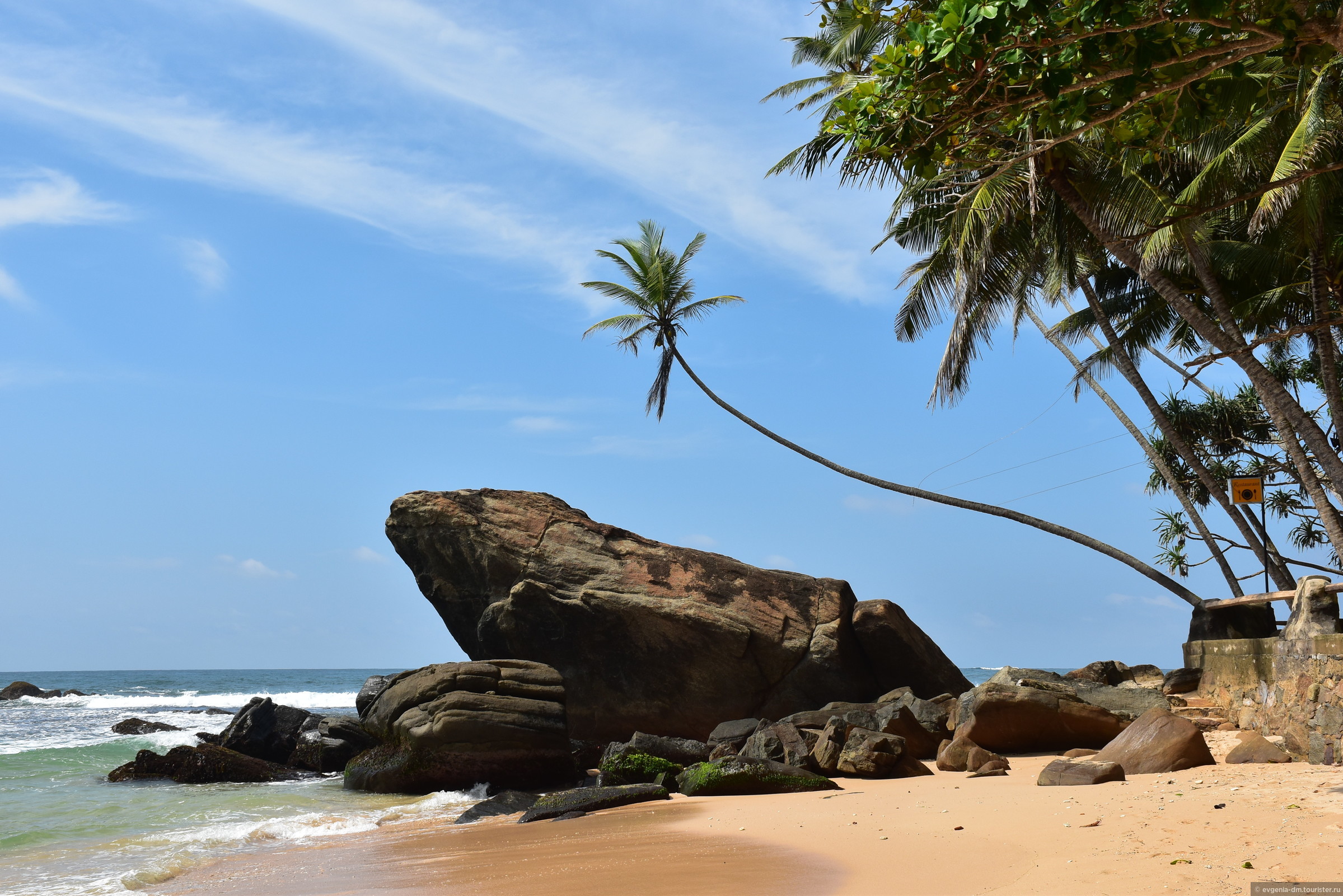 Когда ехать на шри. Шри Ланка климат. Шри Ланка Муссоны. Климат Шри Ланки. Амбалангода пляж.