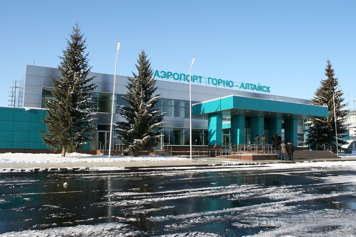 Аэропорт Горно-Алтайска. Фото: © Gleb Osokin согласно CC BY-SA 3.0