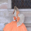 Маска в Венеции и костюмы-  этим Венеция живет 2 недели в году. Дворец Дожей.