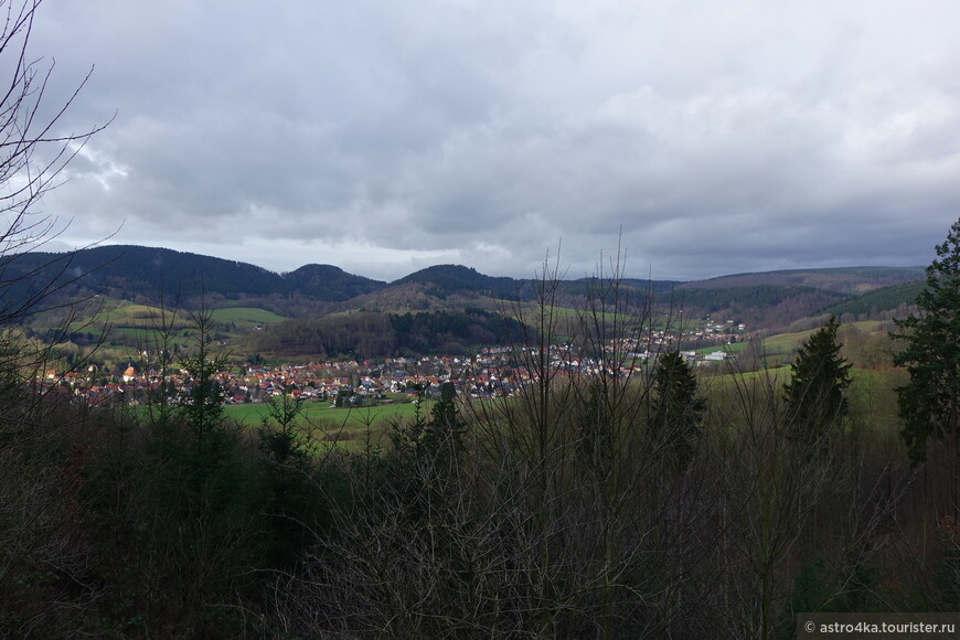 Деревня Floh-Seligenthal, в которой сняли пансион. На фото видны две деревни, плавно переходящие одна в другую.