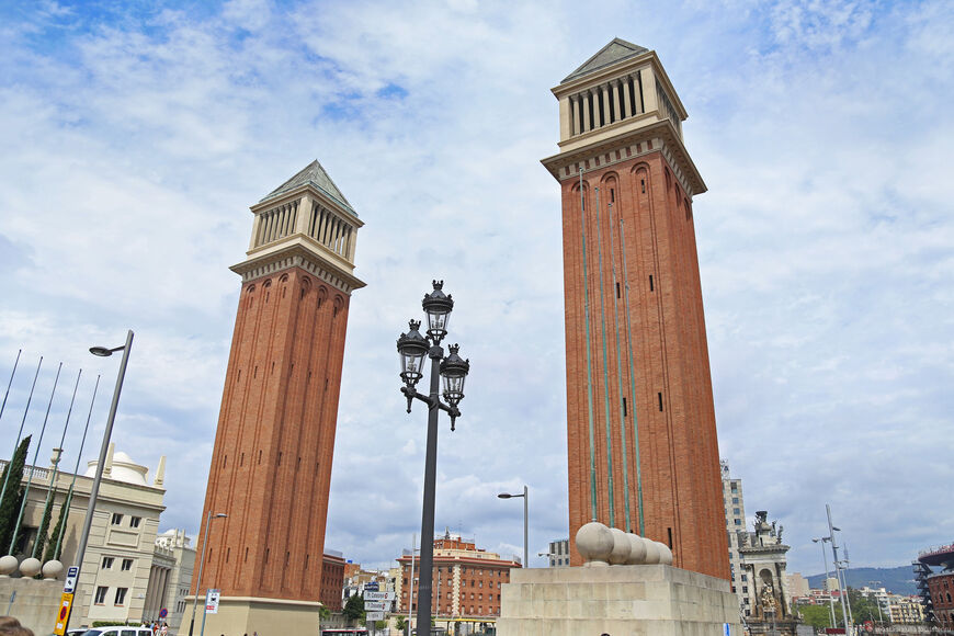 Площадь Испании в Барселоне (Placa d'Espanya)