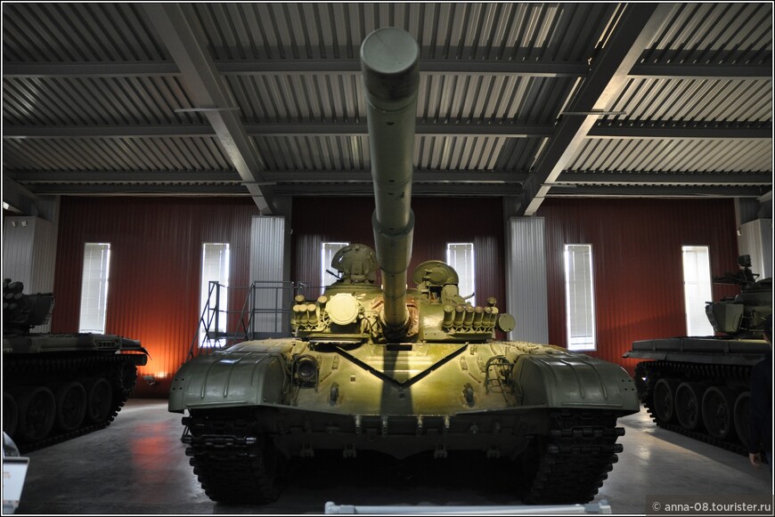 Танк Т-72А. Серийно выпускался с 1979 по 1989 г.