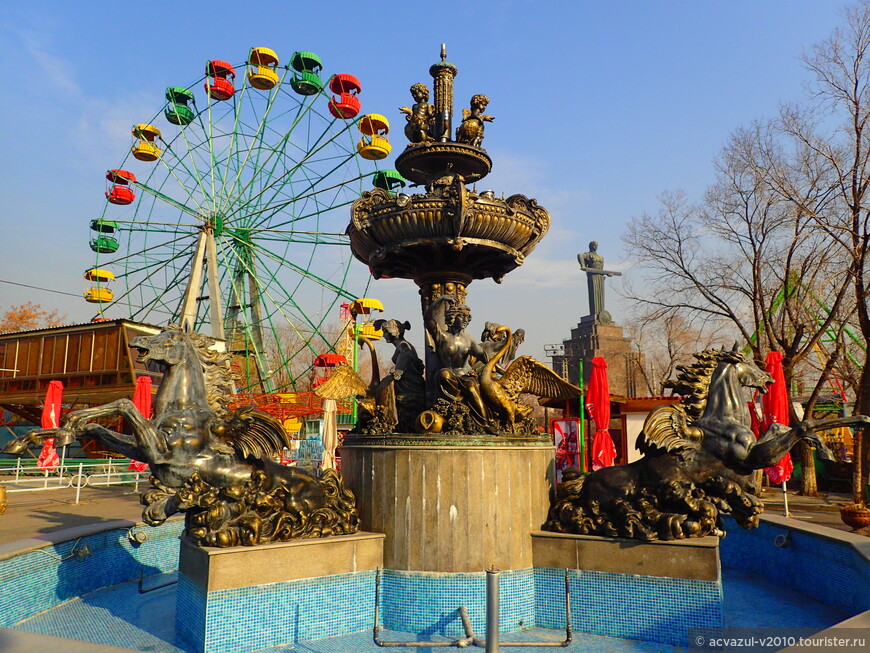 В парке Победы Еревана (Ахтанак) на новогодние