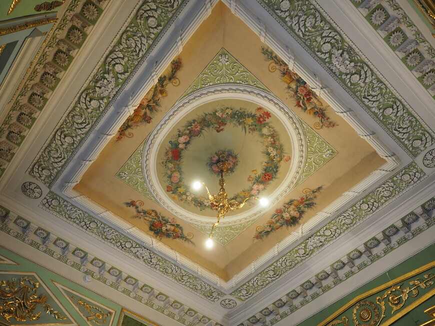 «Золотые комнаты» Дома Демидовых в Басманной слободе