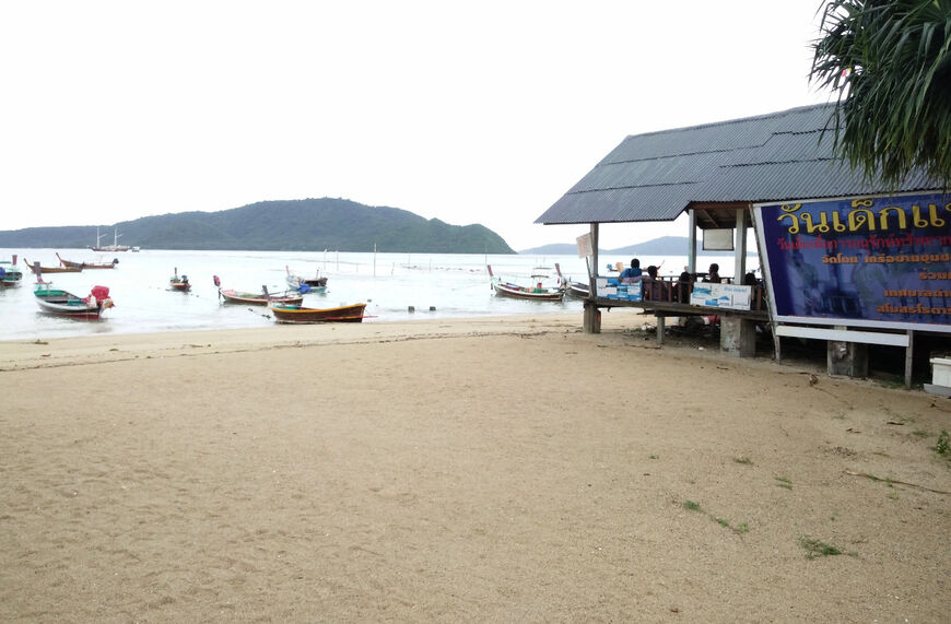 Пляж Чалонг (Chalong Beach)