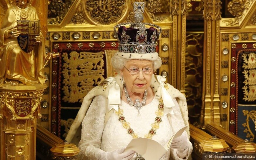 Королева Великобритании Елизавета II. фото из интернета