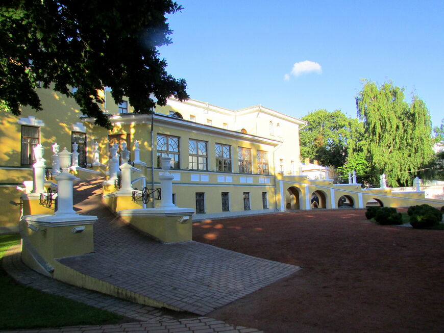 Губернаторский дом в Ярославле