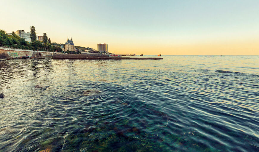 Курорт и пляж Большой Фонтан в Одессе
