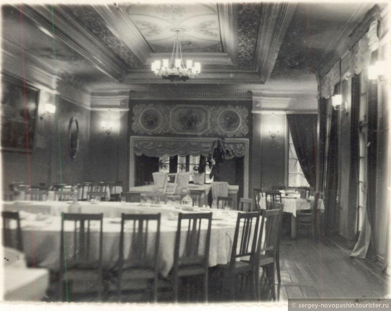 Вид зала столовой. Асбестовский Дом отдыха.1960-е. Фото из архива Санатория «Белый камень».