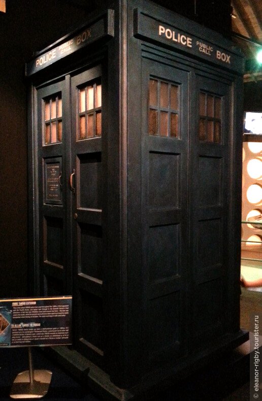 Великобритания, поездка в Кардифф к Доктору Кто, 2013 год