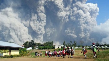На острове Суматра в Индонезии произошло извержение вулкана
