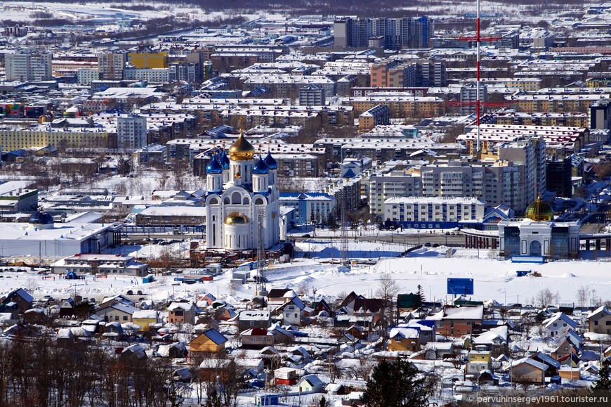 Южно-Сахалинск: мне сверху видно все, ты так и знай…