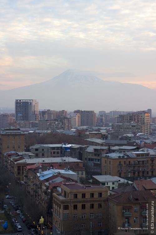 Большой маленький зимний Ереван