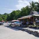 Девственный пляж на Бали