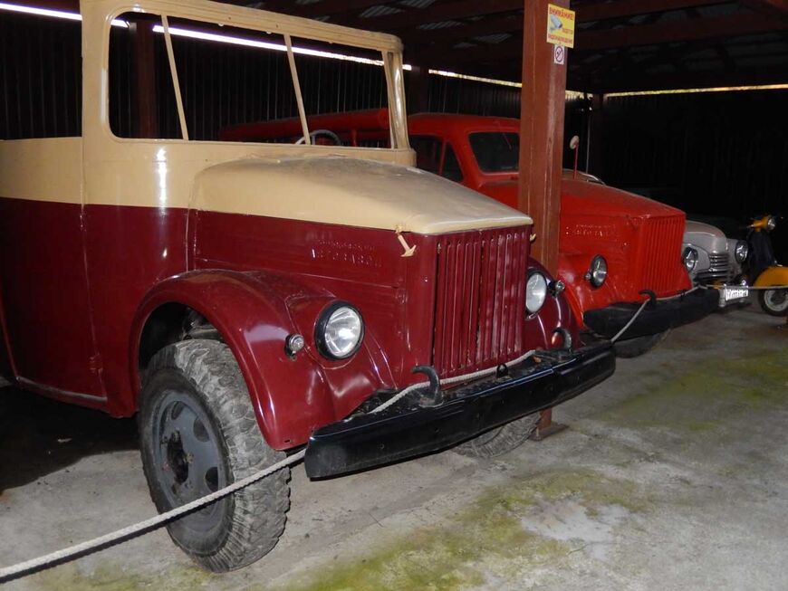 Музей ретроавтомобилей в Дагомысе (Сочи)
