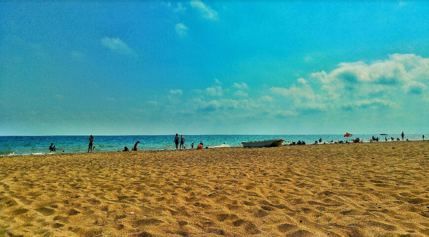 Пляж Кадрие (Kadriye Halk Plaji)