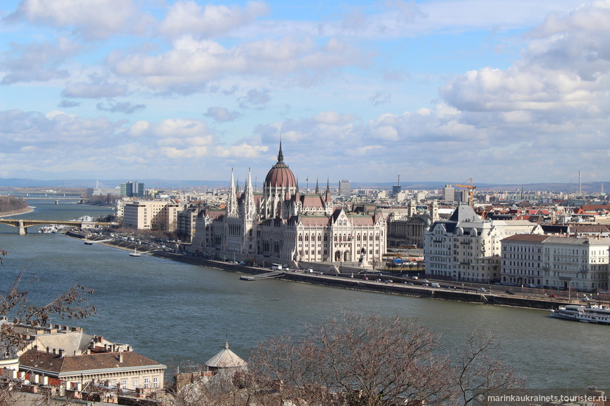 Вид на Пешт (Дунай, Парламент)
