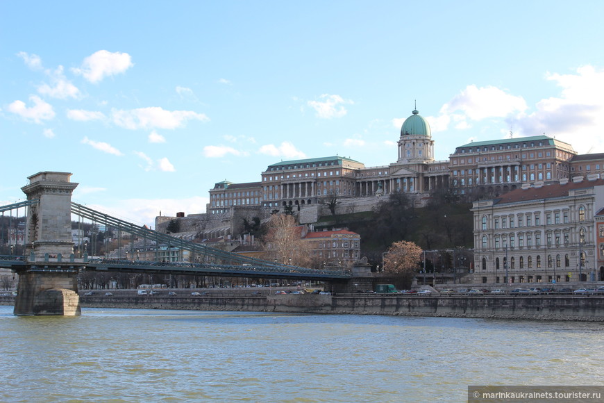 Королевский дворец (вид с Дуная)