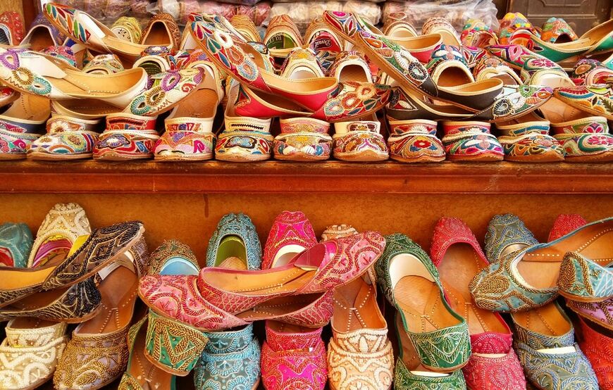 Этническая обувь