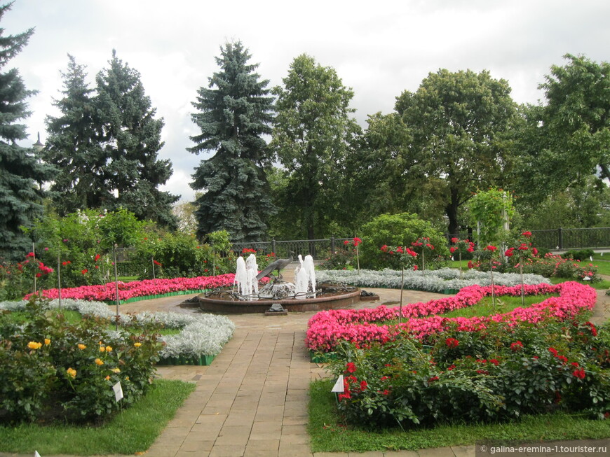 Я шагаю по Москве. Кремль