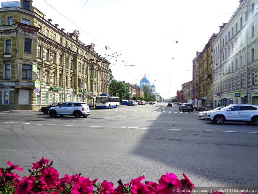 По Санкт-Петербургу. От Нарвских триумфальных ворот до Львиного моста