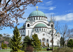 P.S. Этот альбом – сборник цитат великих людей о Белграде, лучше я всё равно не скажу. 
На фото - храм святого Саввы, самый большой православный собор на Балканах.  