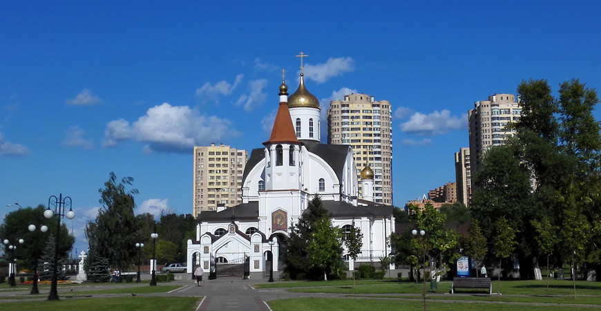 Храм Казанской иконы Божией Матери в Теплом Стане города Москвы