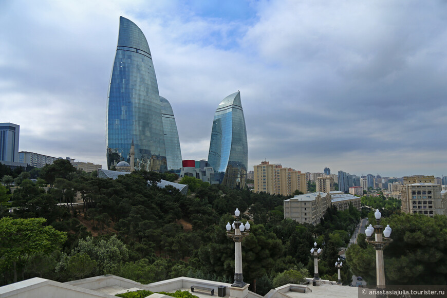 Давай сбежим в Баку...