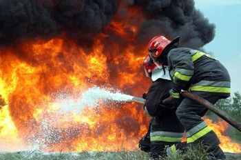 В центре Тбилиси сгорел хостел: есть жертвы среди иностранцев