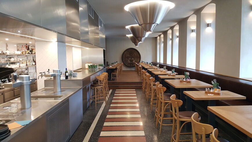 В 2016 г. интерьер ресторана преобразился после капитального ремонта