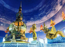 Храм Ват Тхатон и Кристаллическая пагода