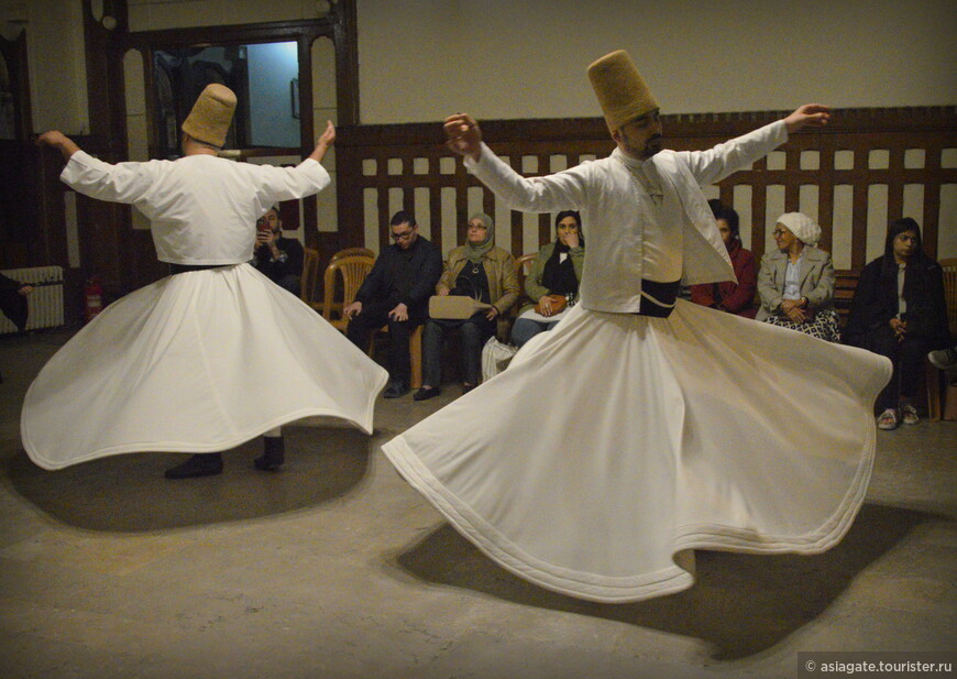 Где посмотреть танец дервишей в Стамбуле?
