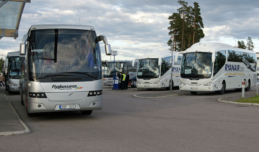 Автобусы из аэропорта в центр Стокгольма