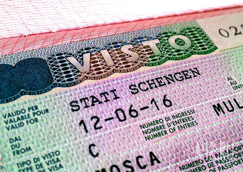 Россия вошла в список стран, жителям которых охотнее всего выдают шенгенские визы