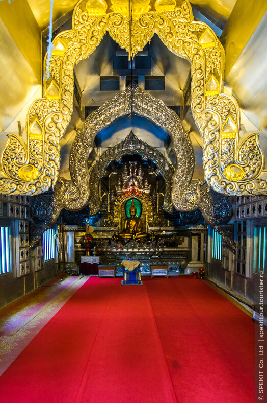 Серебряный храм в Чианг Мае Ват Шри Супхан Wat Sri Suphan