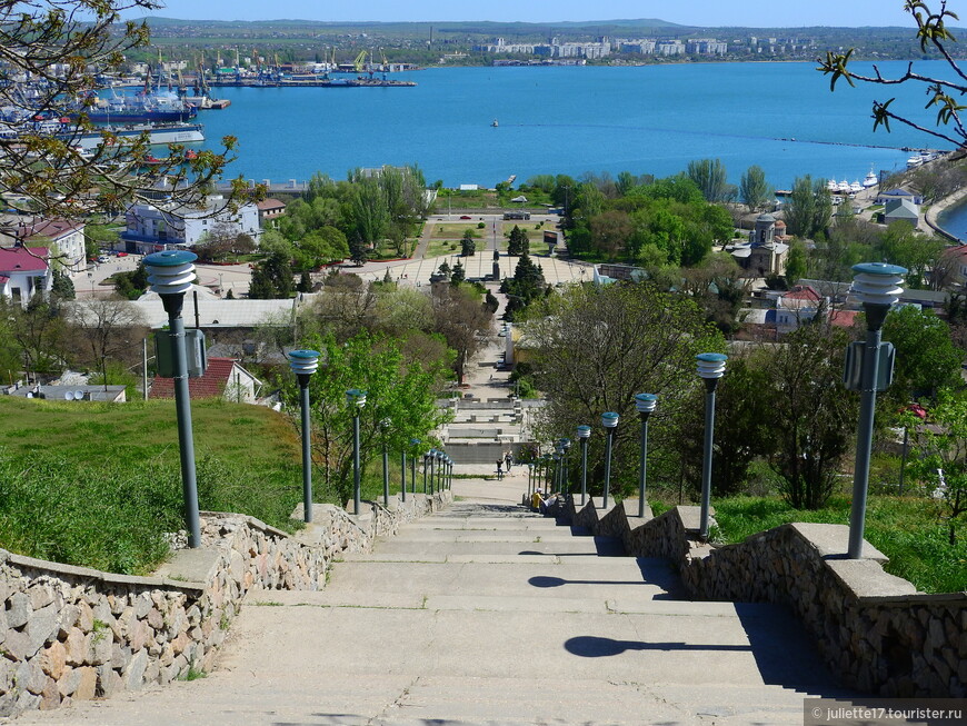 На Кояшское озеро за клещами и тюльпанами. Керчь