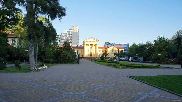 Как добраться из Сочи в Гагру: электричка, поезд, автобус, такси ...