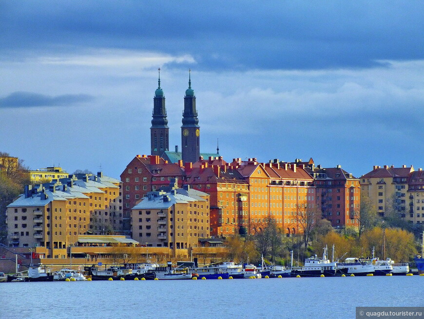 Хёгалидская церковь: двухколоколенная доминанта Стокгольма