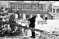 Асбестовский Дом отдыха,1966. Ставят елку. Памятник Сталину уже демонтирован. Фото: Алексей Бартош (из архива Вадима Левина).