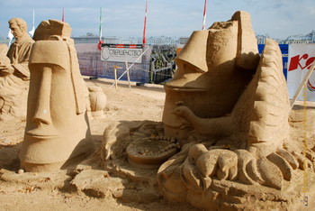 В Петербурге стартовал Фестиваль песчаных скульптур