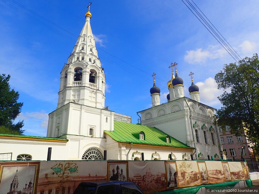 В переулочках Арбата...